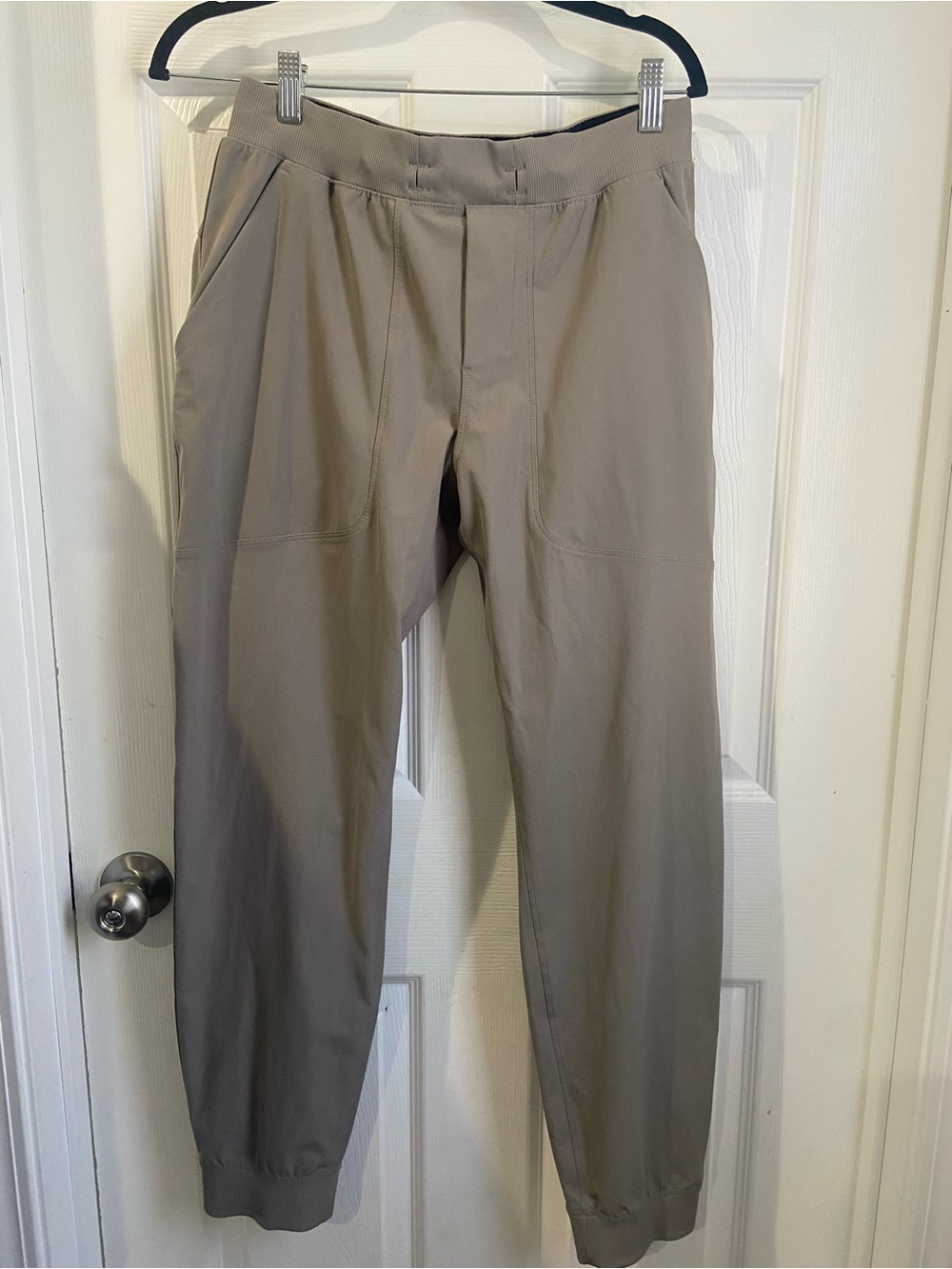 lululemon athletica Men's Taupe-Gray Jogger Sweatpants